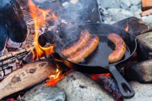 Hvordan lage stekepannemiddag på camping